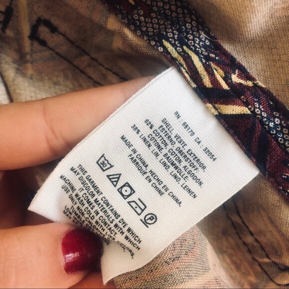 ANTHROPOLOGIE ELEVENSES Tribal Geometric Print Maroon Gold Belted Button Vest XS - Picture 7 of 11